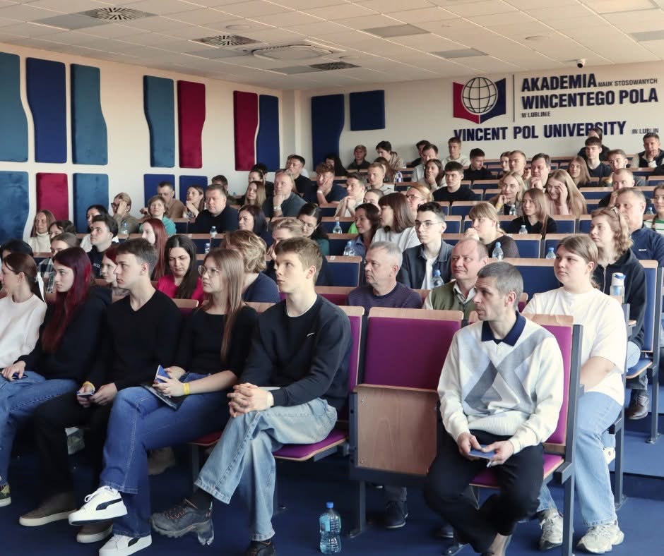 489557774_122141684372587413_5054383354058359384_n